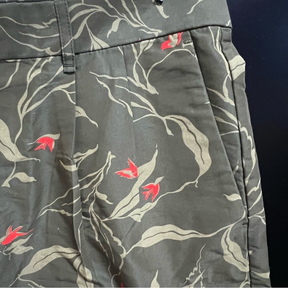 RAG & BONE Jackson Short Army Floral Men's Orange Birds Size 36 - Picture 6 of 12